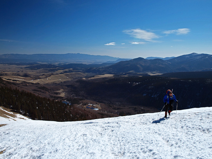 Matt Payne crests the ridge for California Peak