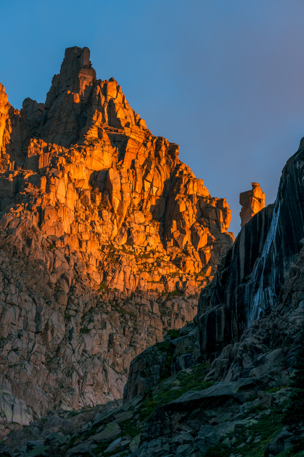 Jagged Mountain alpenglow