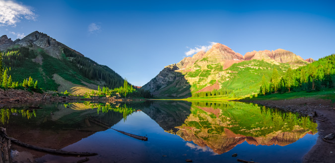 Maroon Bells at Crater Lake - Panorama