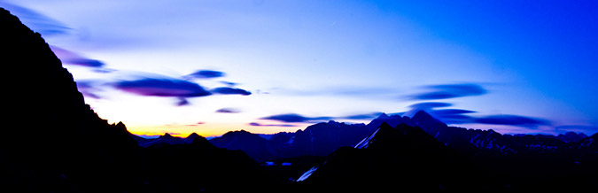 Sunrise continues over the Maroon Bells