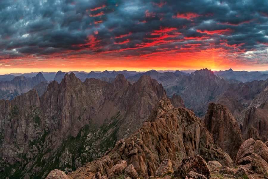 Sunrise from Turret Peak